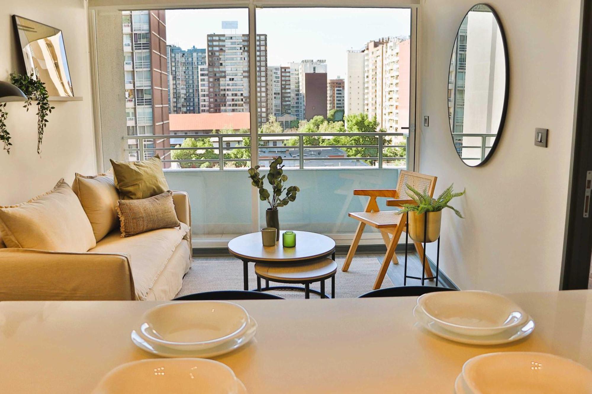 Hom I Renovado Depto 1d1b 2pax En Argomedo Apartamento *